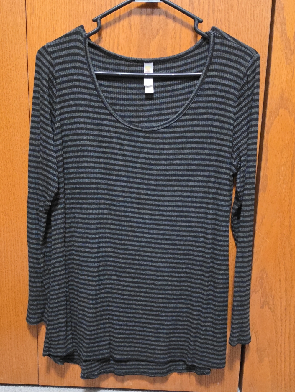 LuLaroe Women's Long Sleeve Scoop Neck Striped Top - Black & Gray